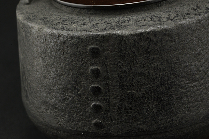 tohe tetsubin japanese cast iron teapot 